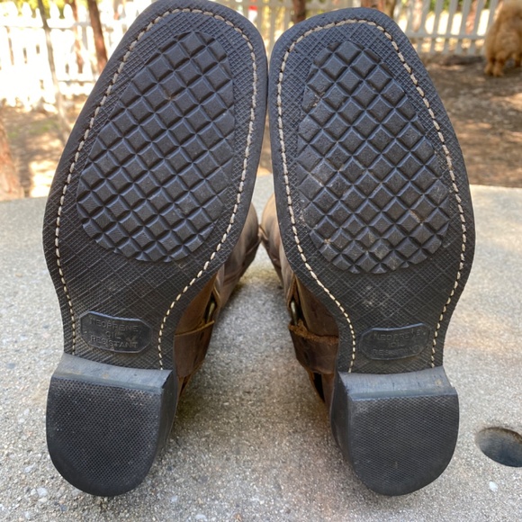 FRYE HARNESS BOOTS SZ 9 - Picture 2 of 11